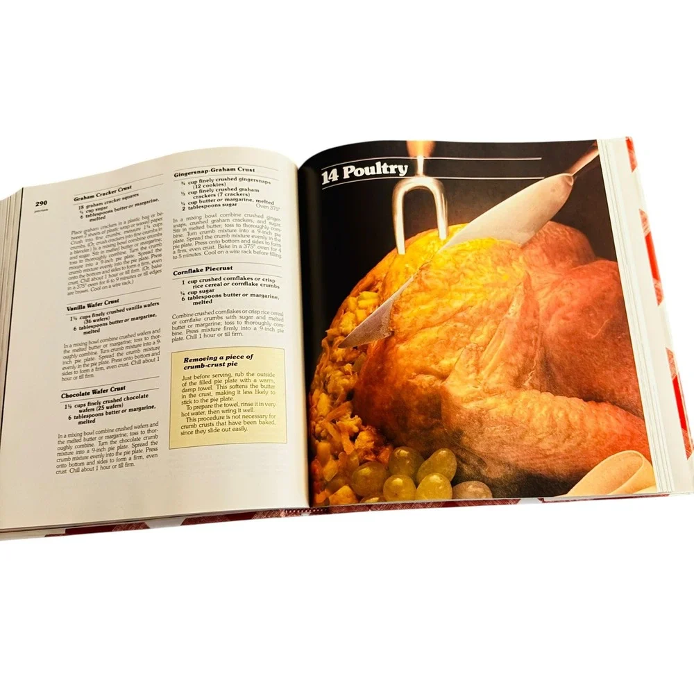 Better Homes and Gardens New Cook Book 1982‎ Vintage Gingham Plaid Hardcover